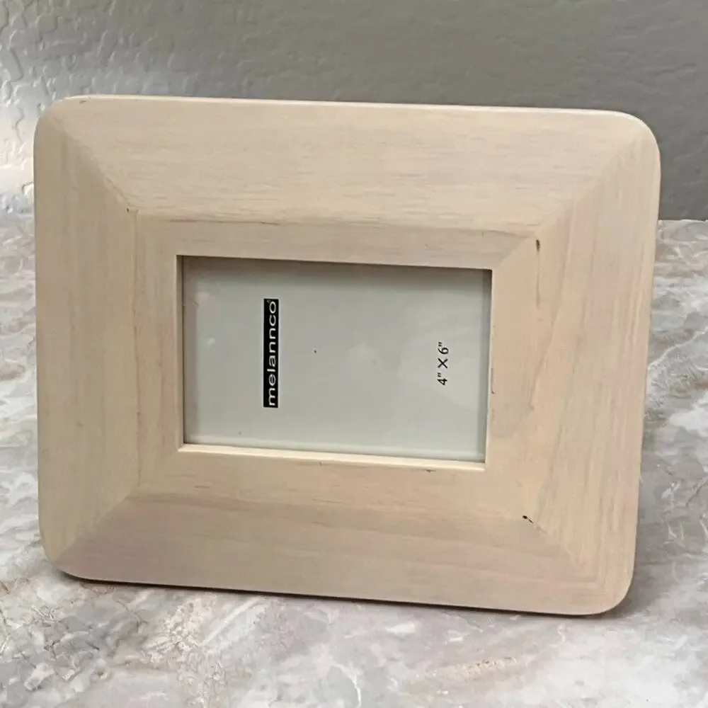 Melannco Wood Picture Frame 4 x 6 in Rectangle Raised Modern Minimalist